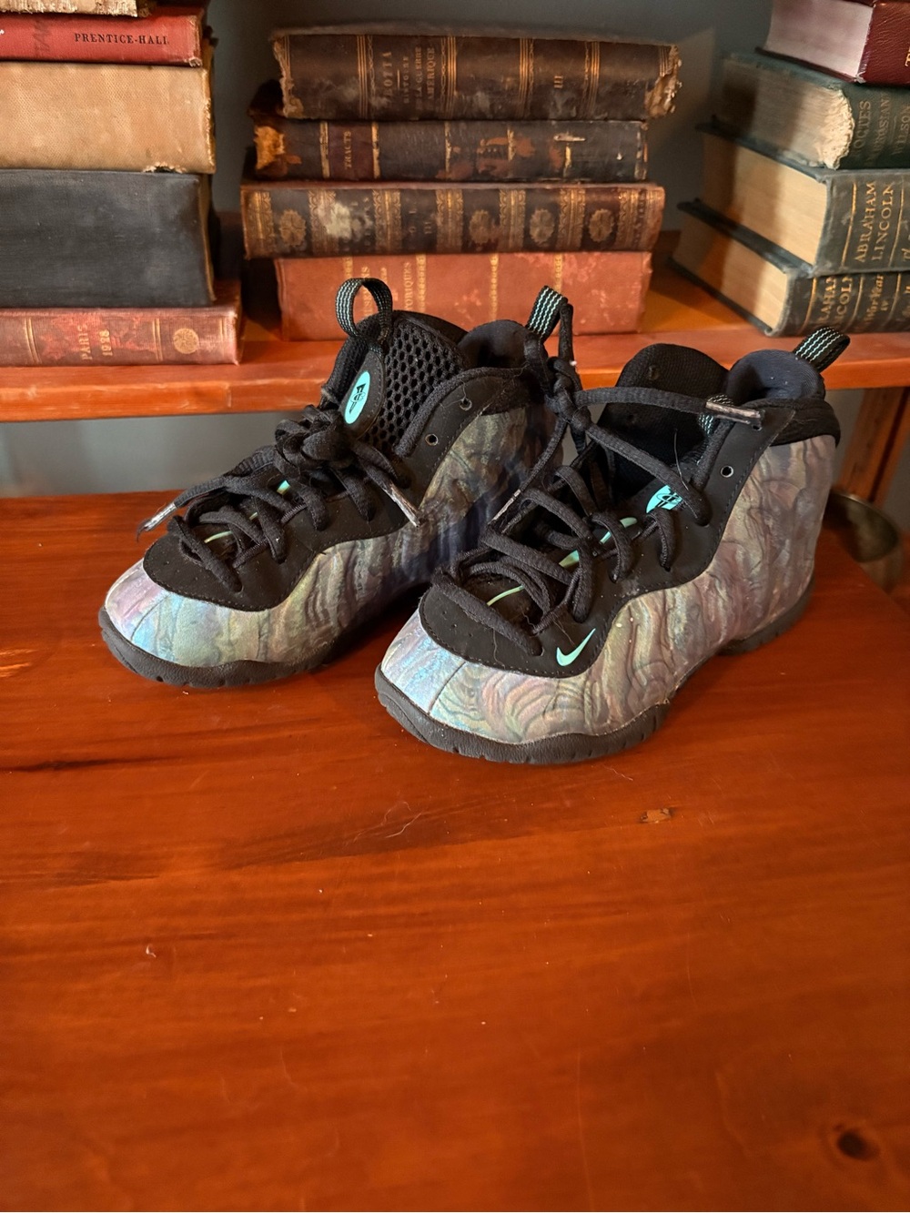 NIke Little Posite One "Abalone Iridescent" HTF Color way